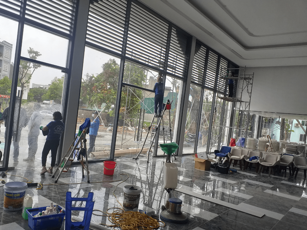 Dịch vụ vệ sinh nhà mới xây tại Hạ Long, Quảng Ninh